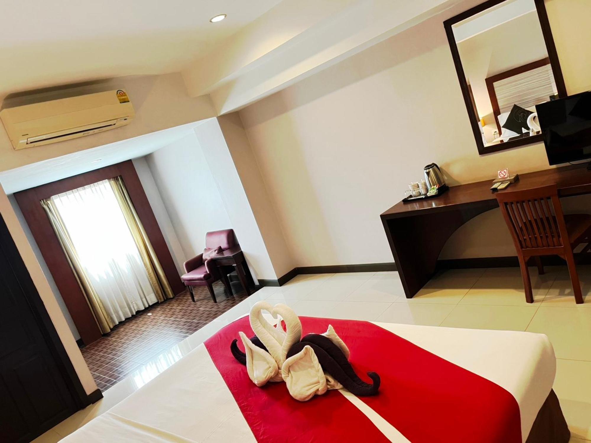 Hotel Golden Sea Pattaya Zimmer foto